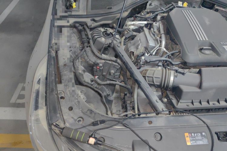 Used Cadillac CT6 2021 28T Luxury Version Engine Bay Right