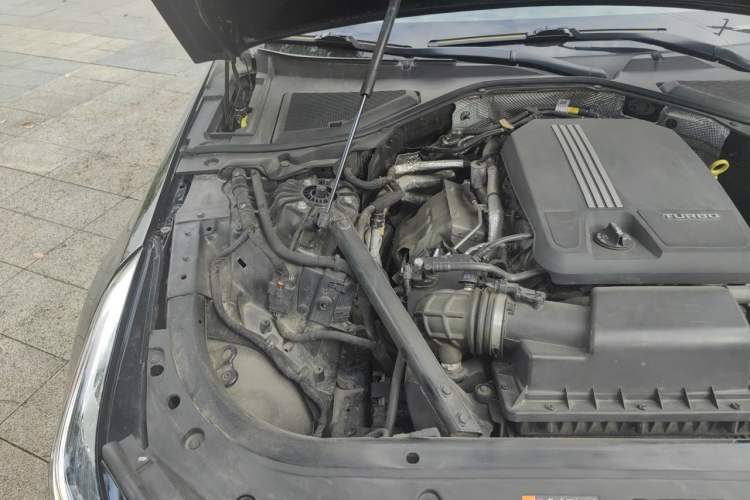 Used Cadillac CT6 2021 28T Elite Edition Engine Bay Right