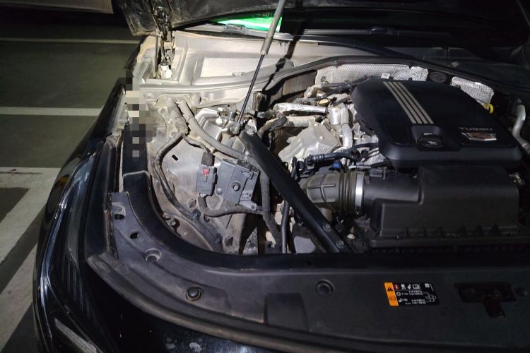 Used Cadillac CT6 2021 28T Elite Edition Engine Bay Right