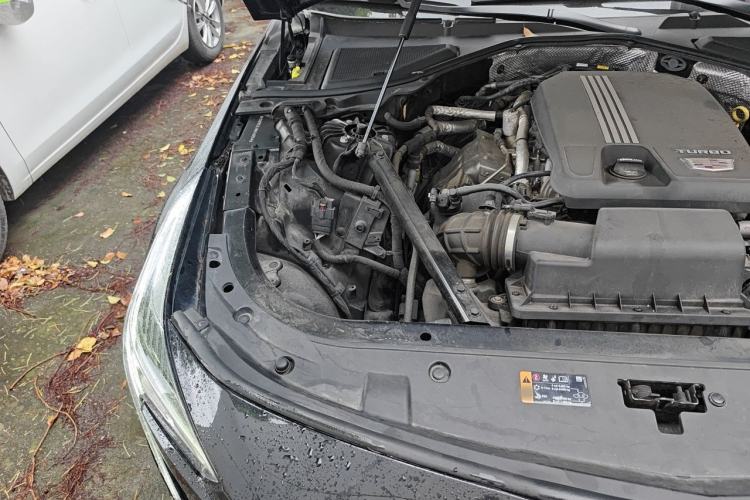 Used Cadillac CT6 2021 28T Luxury Version Engine Bay Right