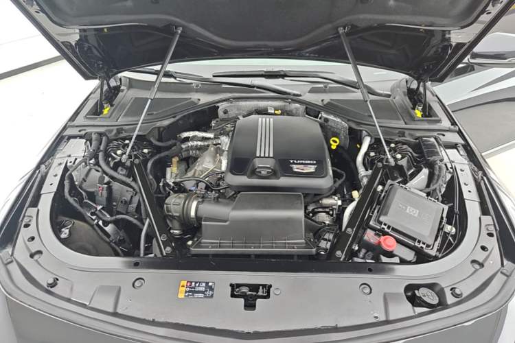 Used Cadillac CT6 2021 28T Luxury Version Engine Bay