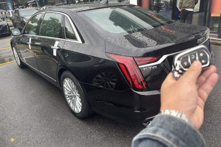 Used Cadillac CT6 2021 28T Luxury Version Exterior 1