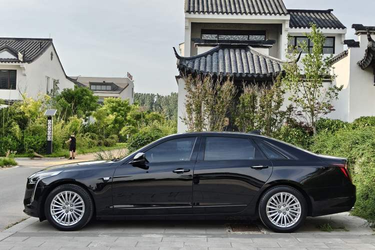 Used Cadillac CT6 2021 28T Luxury Version Exterior 3