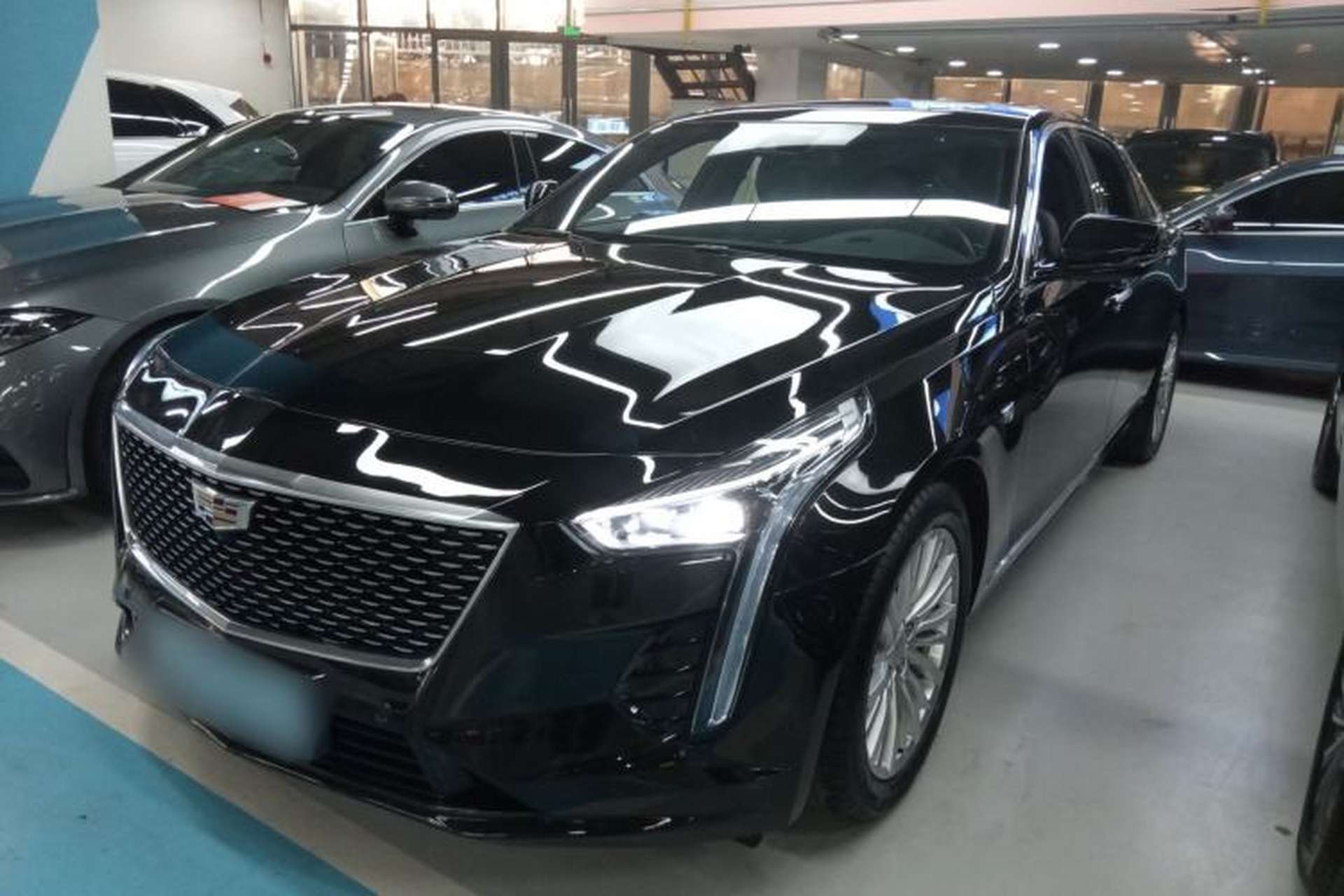 Used Cadillac CT6 2021 28T Luxury Version Front Left 45 Deg