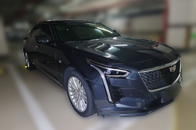 Used Cadillac CT6 2021 28T Luxury Version Front Right 45 Deg