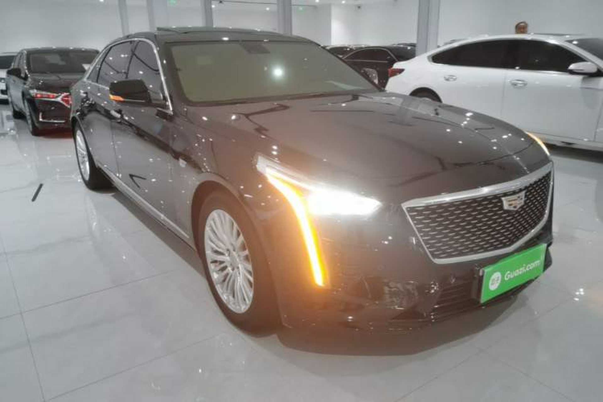 Used Cadillac CT6 2021 28T Luxury Version Front Right 45 Deg