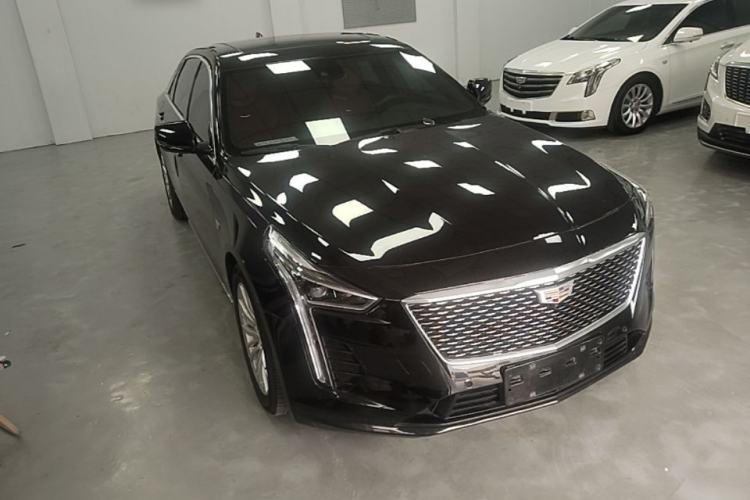 Used Cadillac CT6 2021 28T Luxury Version Front Right 45 Deg