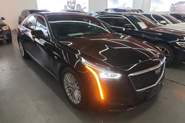 Used Cadillac CT6 2021 28T Luxury Version Front Right 45 Deg