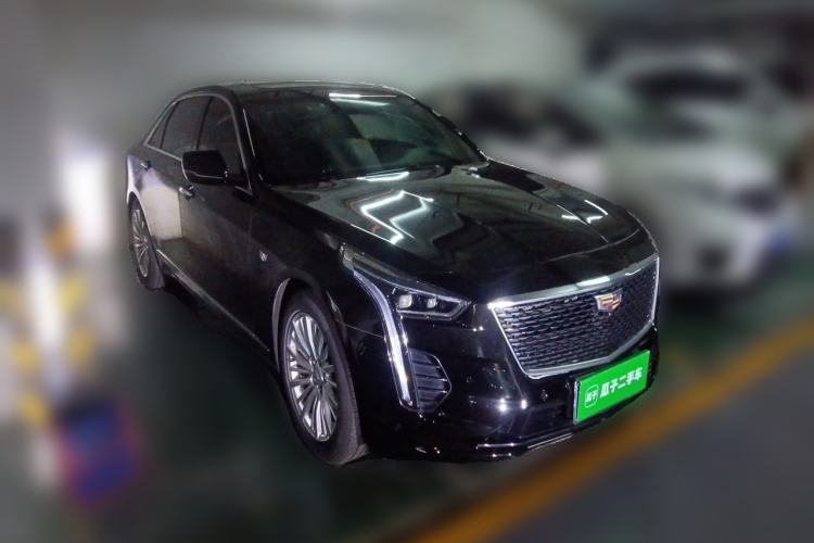 Used Cadillac CT6 2021 28T Luxury Version Front Right 45 Deg
