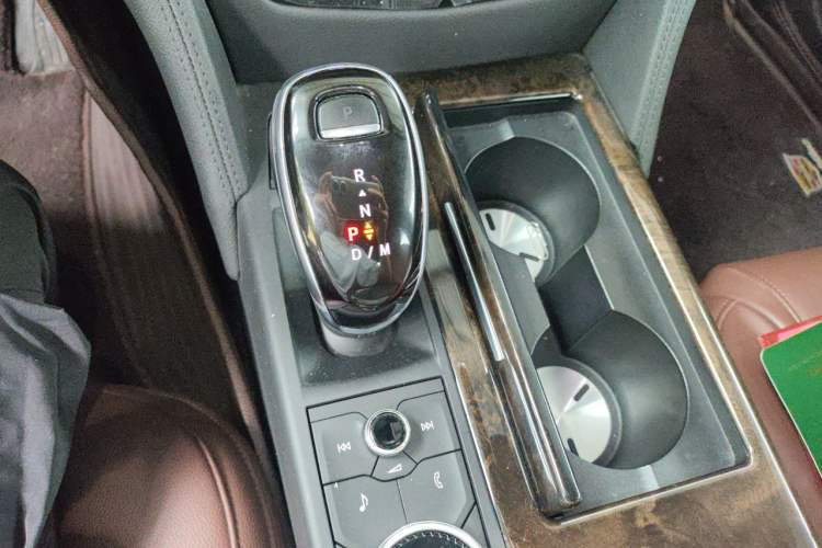 Used Cadillac CT6 2021 28T Luxury Version Gear Lever