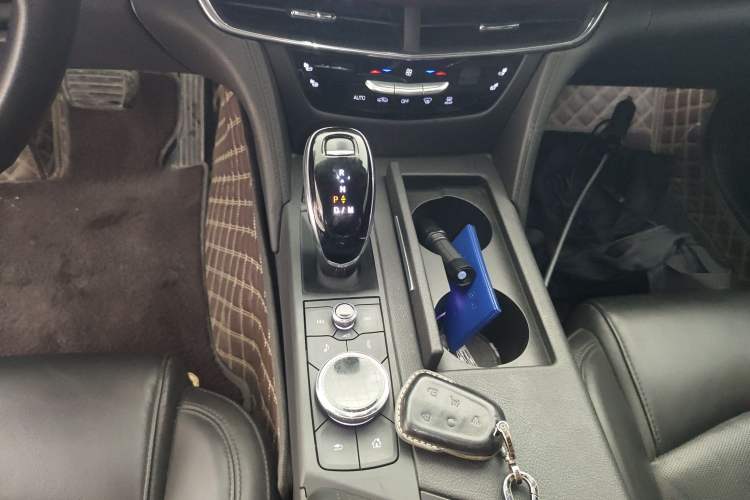 Used Cadillac CT6 2021 28T Elite Edition Gear Lever