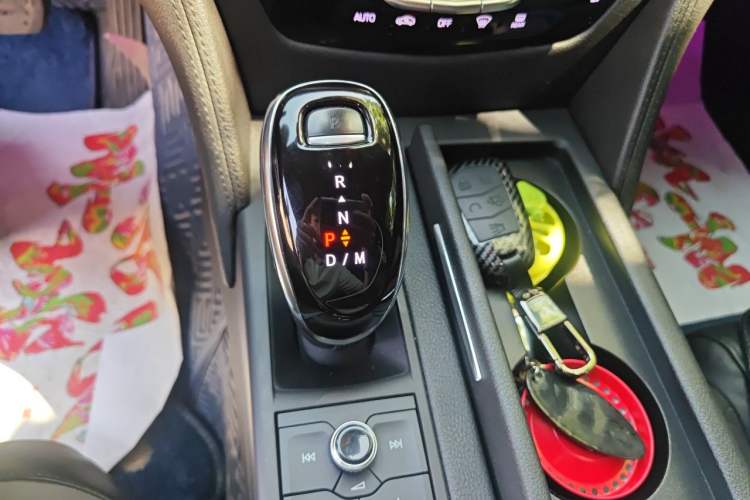 Used Cadillac CT6 2021 28T Elite Edition Gear Lever
