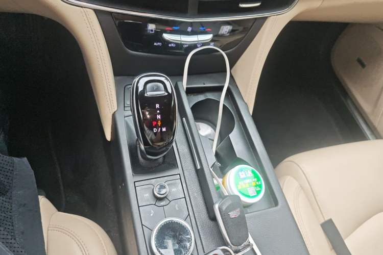 Used Cadillac CT6 2021 28T Fashion Edition Gear Lever