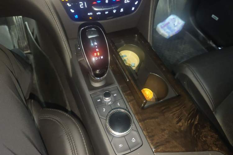 Used Cadillac CT6 2021 28T Luxury Version Gear Lever
