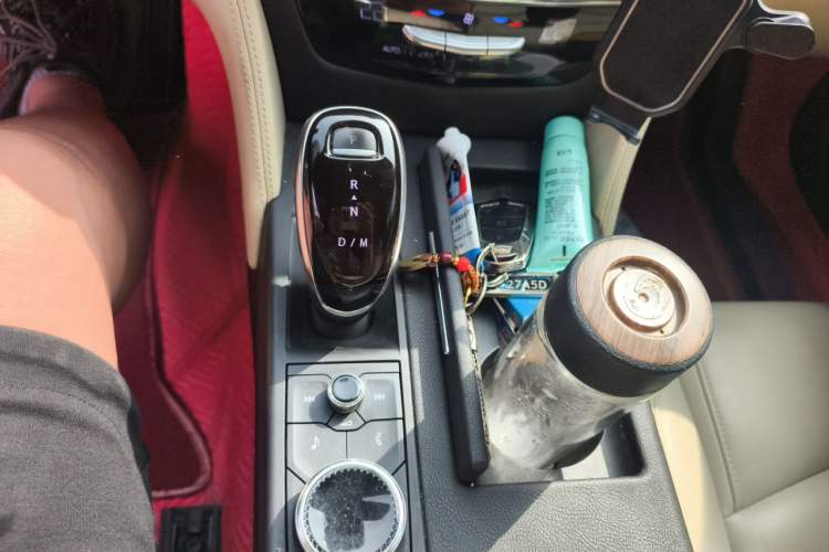 Used Cadillac CT6 2021 28T Fashion Edition Gear Lever