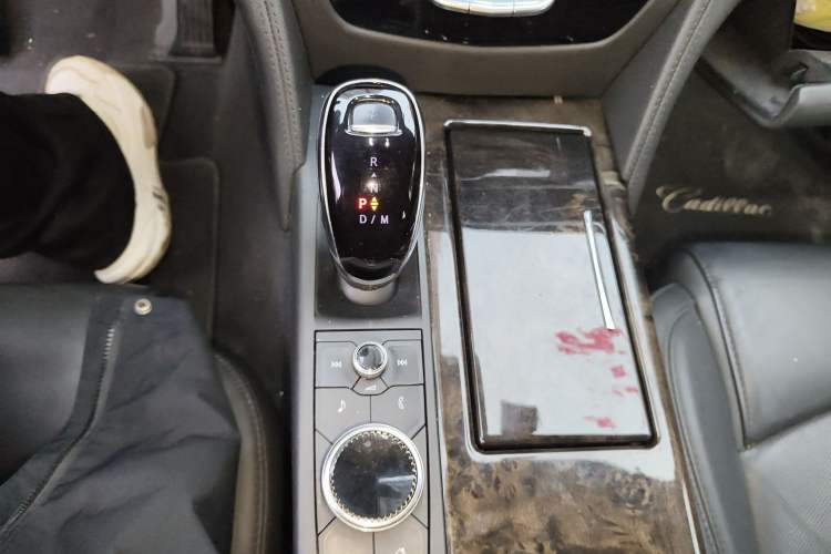 Used Cadillac CT6 2021 28T Luxury Version Gear Lever