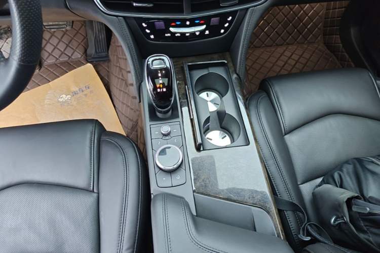 Used Cadillac CT6 2021 28T Luxury Version Gear Lever