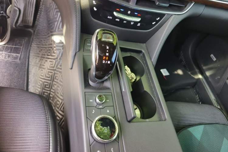 Used Cadillac CT6 2021 28T Elite Edition Gear Lever