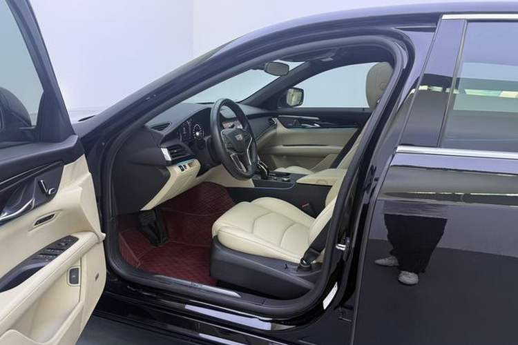 Used Cadillac CT6 2021 28T Fashion Edition Interior 3