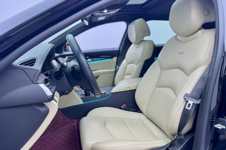 Used Cadillac CT6 2021 28T Fashion Edition Interior 4