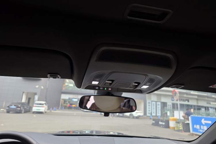Used Cadillac CT6 2021 28T Fashion Edition Interior 7