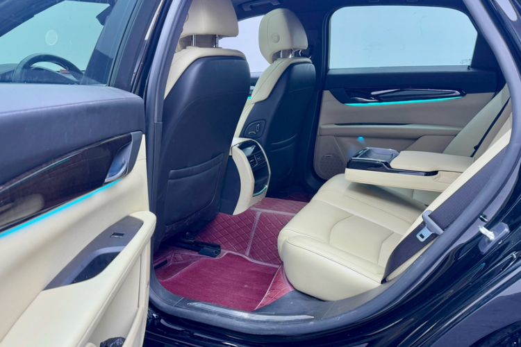Used Cadillac CT6 2021 28T Fashion Edition Interior 7