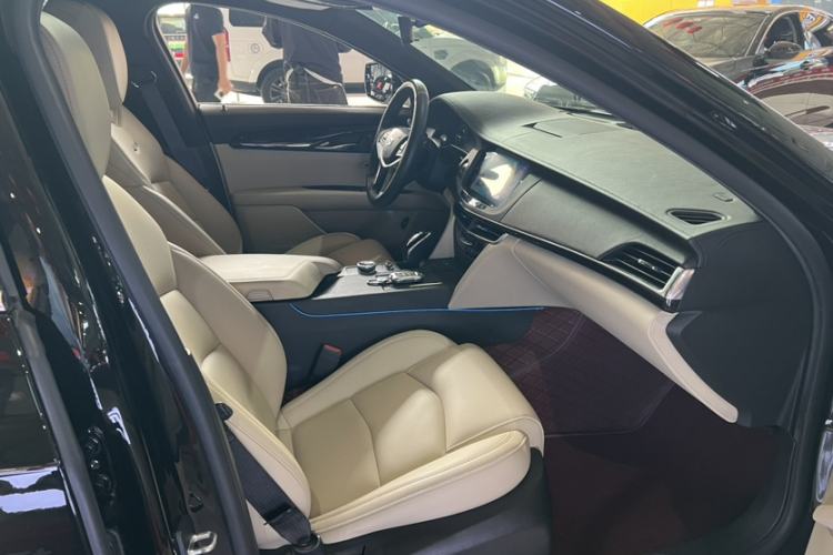 Used Cadillac CT6 2021 28T Fashion Edition Interior 8