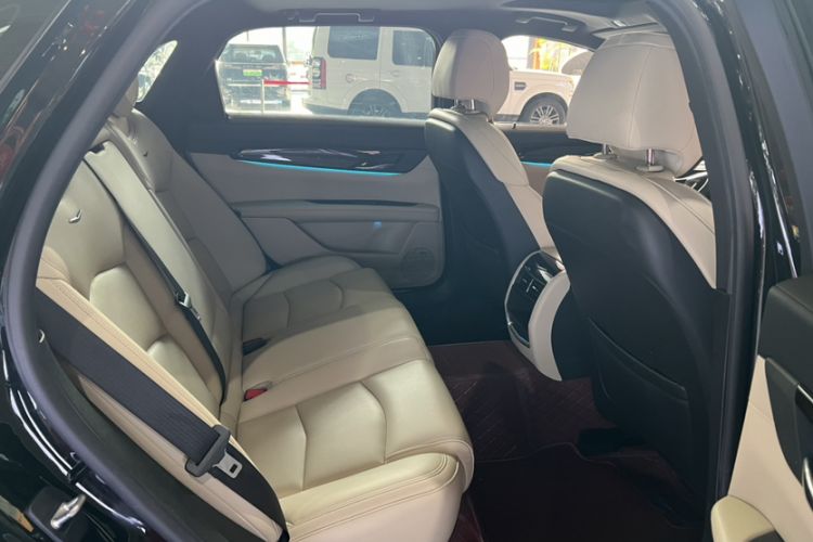 Used Cadillac CT6 2021 28T Fashion Edition Interior 9