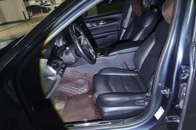 Used Cadillac CT6 2021 28T Luxury Version Left Front Seat