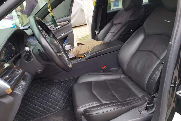 Used Cadillac CT6 2021 28T Luxury Version Left Front Seat