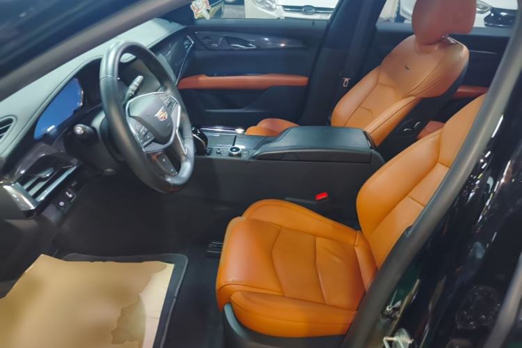 Used Cadillac CT6 2021 28T Luxury Version Left Front Seat