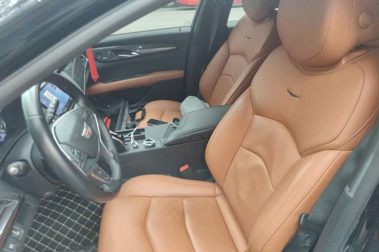 Used Cadillac CT6 2021 28T Luxury Version Left Front Seat