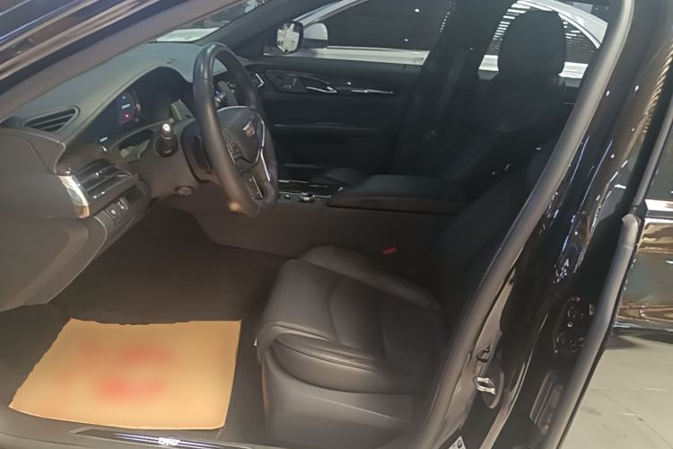 Used Cadillac CT6 2021 28T Luxury Version Left Front Seat