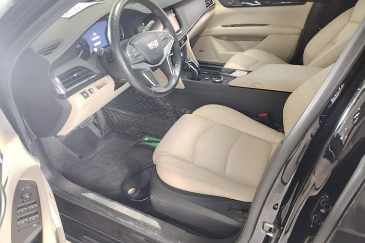 Used Cadillac CT6 2021 28T Fashion Edition Left Front Seat