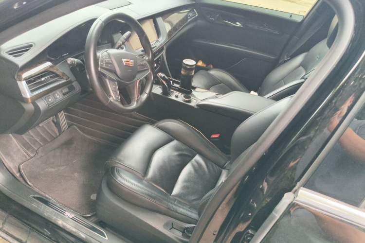 Used Cadillac CT6 2021 28T Luxury Version Left Front Seat