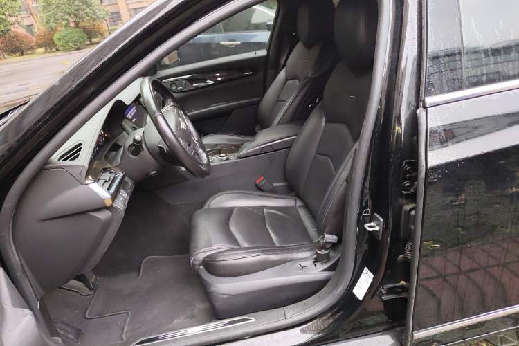 Used Cadillac CT6 2021 28T Luxury Version Left Front Seat