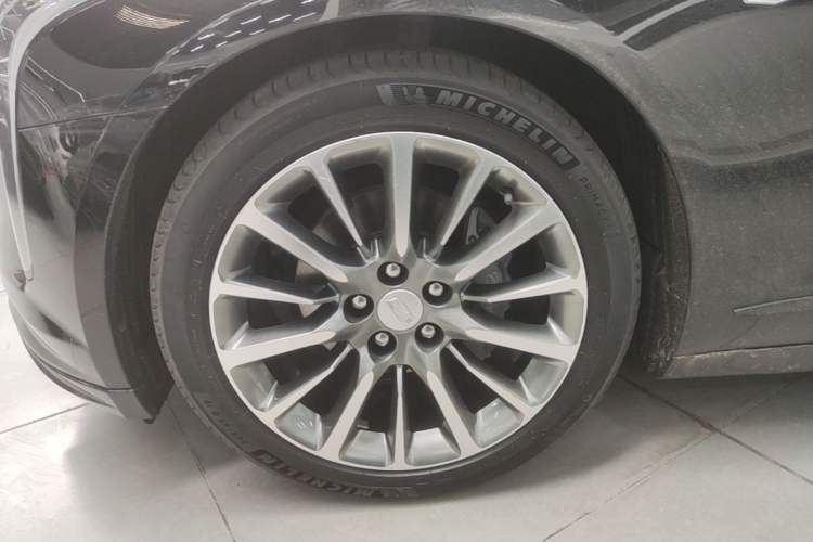 Used Cadillac CT6 2021 28T Luxury Sport Model Left Front Wheel Hub