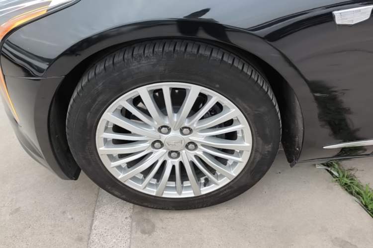 Used Cadillac CT6 2021 28T Elite Edition Left Front Wheel Hub