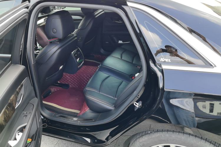 Used Cadillac CT6 2021 28T Luxury Version Left Rear Seat