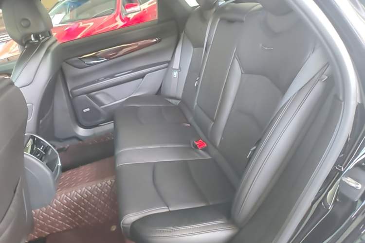 Used Cadillac CT6 2021 28T Elite Edition Left Rear Seat