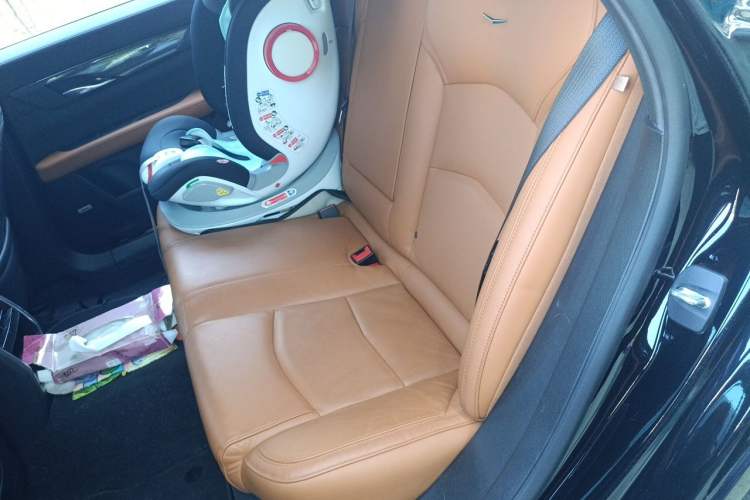 Used Cadillac CT6 2021 28T Luxury Version Left Rear Seat