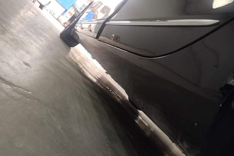 Used Cadillac CT6 2021 28T Luxury Version Left Side Sill