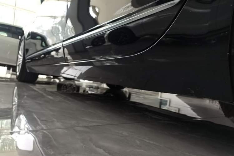 Used Cadillac CT6 2021 28T Luxury Version Left Side Sill