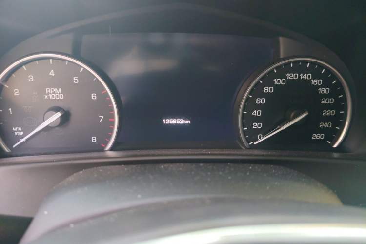 Used Cadillac CT6 2021 28T Elite Edition Odometer Close Up