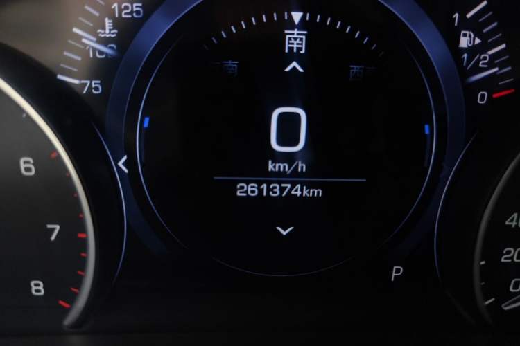 Used Cadillac CT6 2021 28T Elite Edition Odometer Close Up