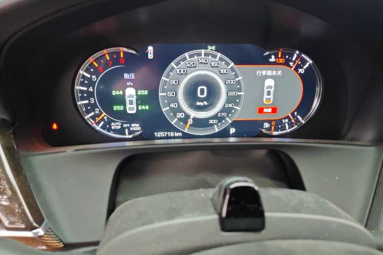 Used Cadillac CT6 2021 28T Leading Super Cruise Version Odometer Close Up