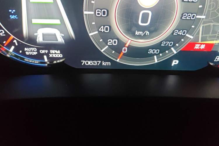 Used Cadillac CT6 2021 28T Luxury Version Odometer Close Up