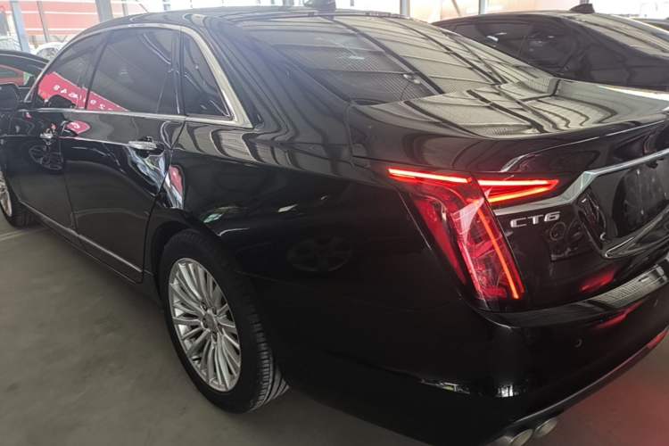 Used Cadillac CT6 2021 28T Fashion Edition Rear Left 45 Deg