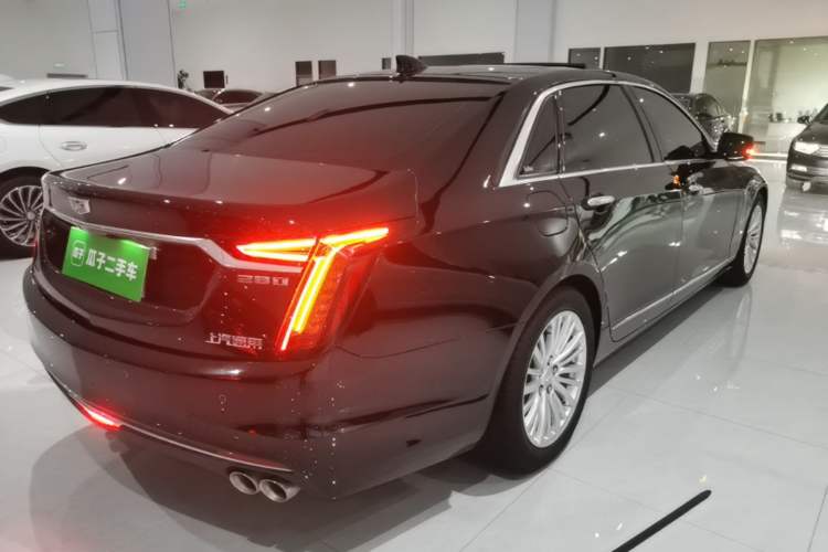 Used Cadillac CT6 2021 28T Luxury Version Rear Right 45 Deg