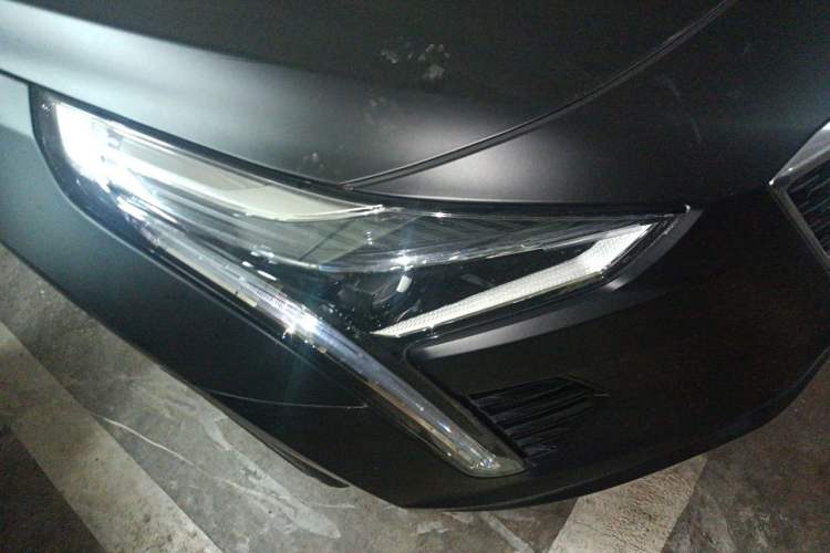 Used Cadillac CT6 2021 28T Luxury Version Right Front Headlight